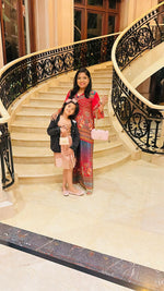 Premium crepe with beautiful tussels detailing comes with a separate inner