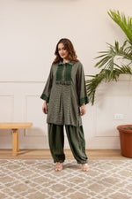 Wow wow heavy rayon co ord set in green