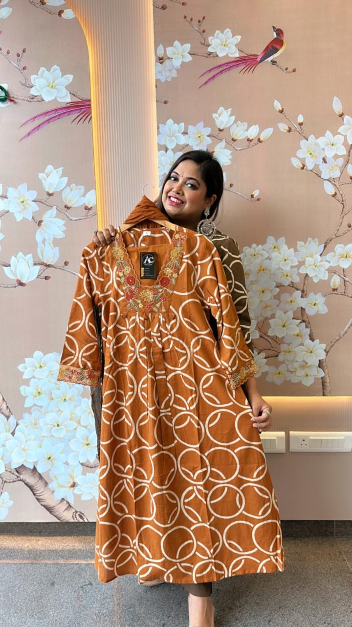 Pure cotton lace detailing suit set orange