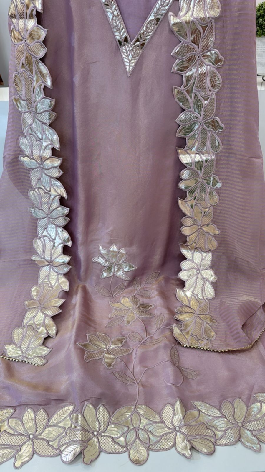 Premium tissue gotta detailing suit set (slim fit )