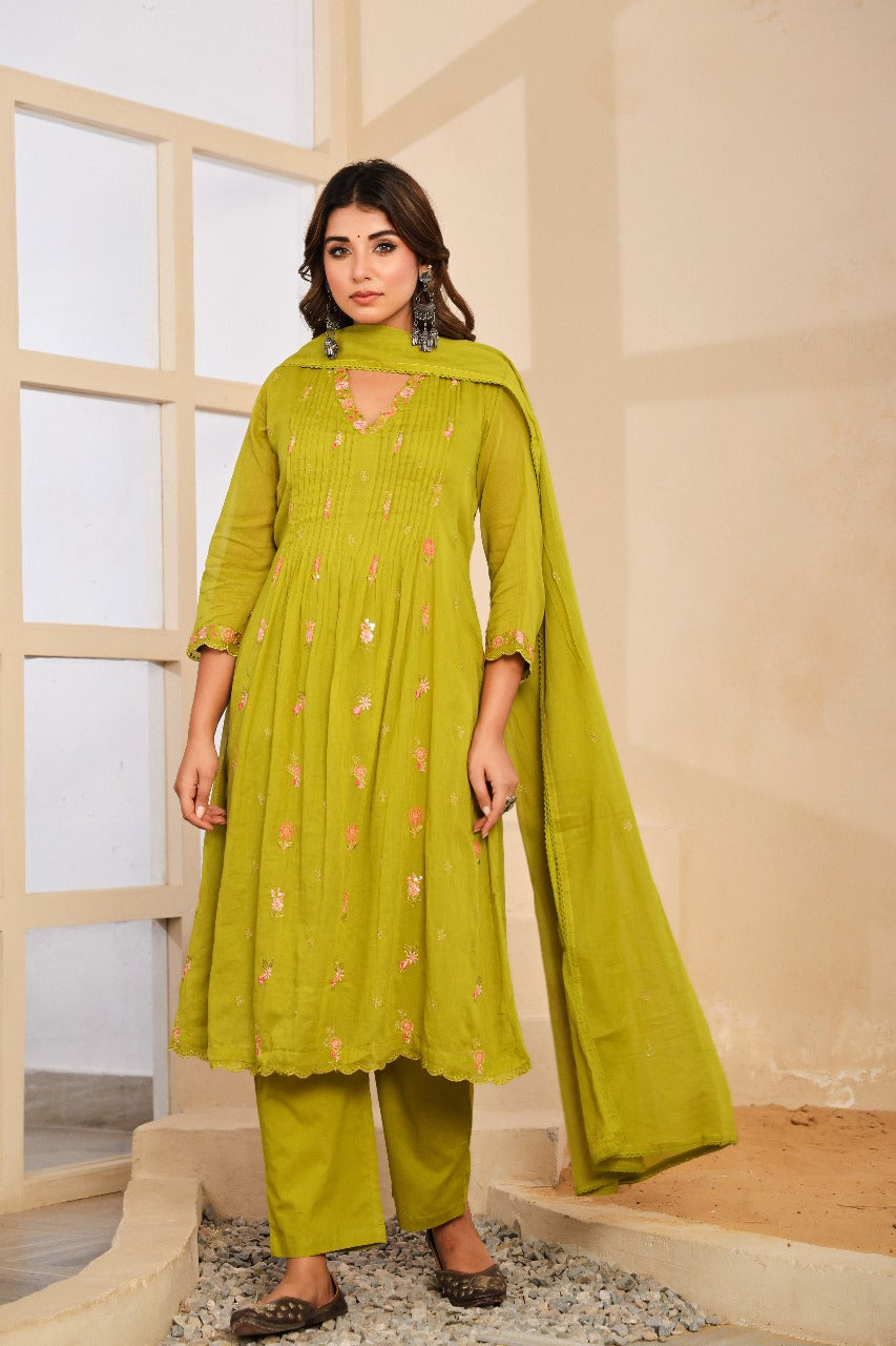 Super pretty Mul cotton embroidered full suit in green