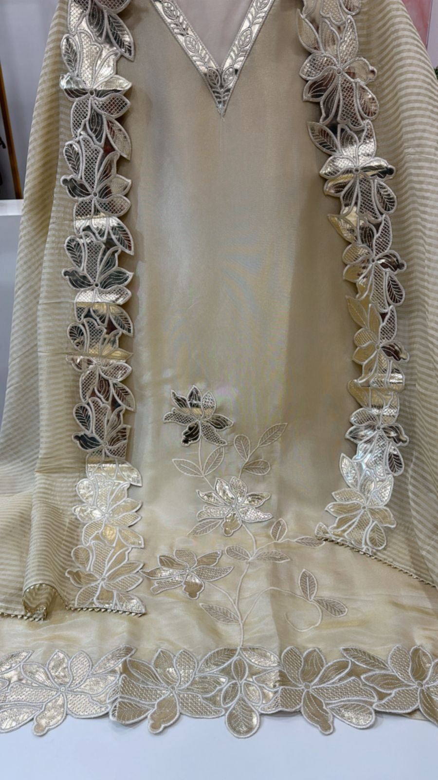 Premium tissue gotta detailing suit set (slim fit )