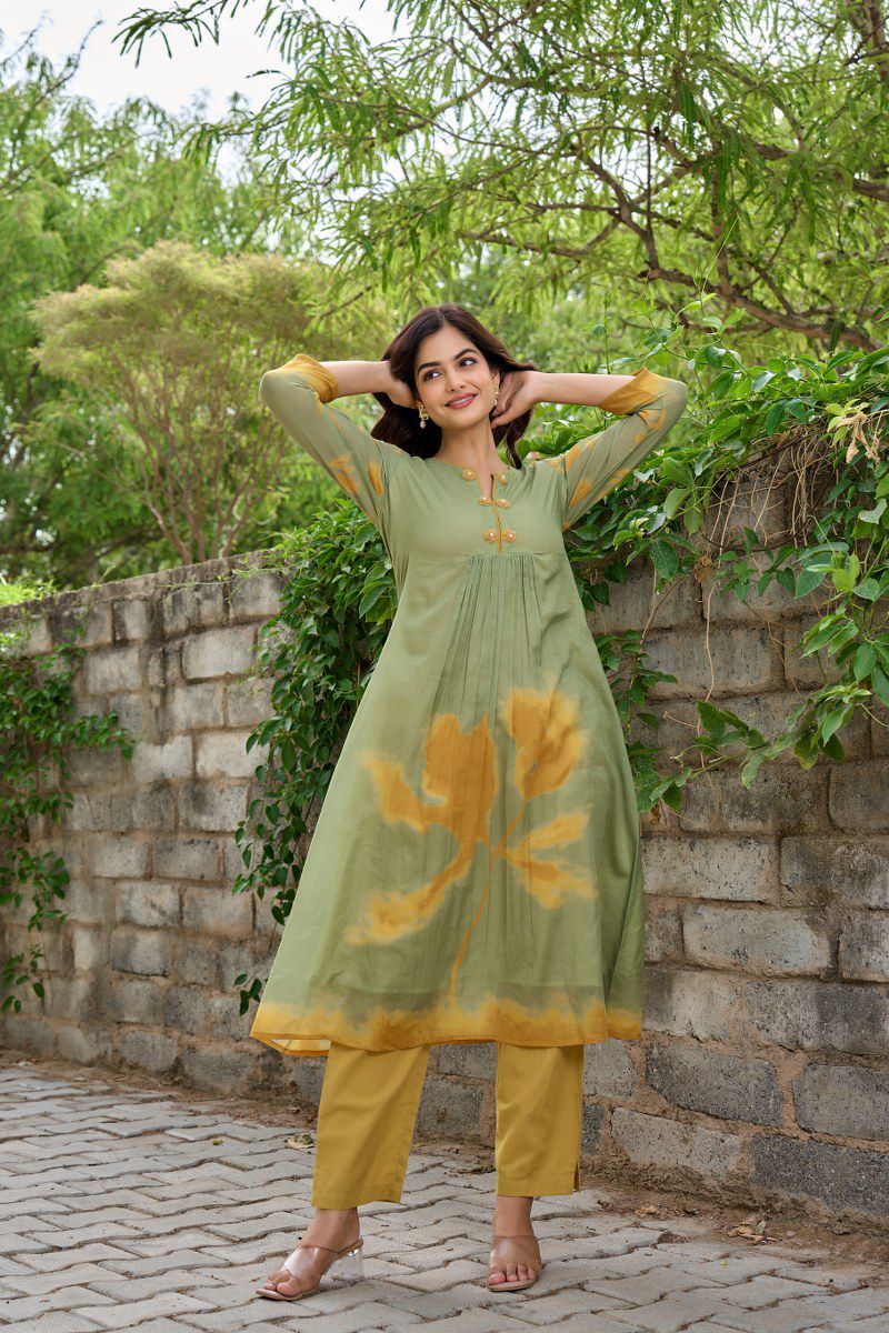 Pure Mul cotton brush painted kurta pant