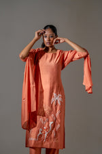 Pretty embroidered bemberg silk suit set in peach