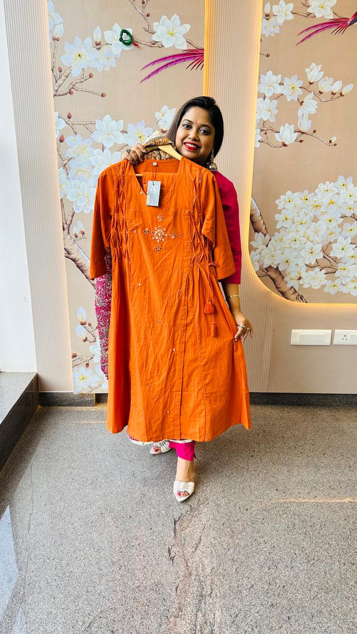 Hot selling in rust colour paired with Kalamkari dupatta