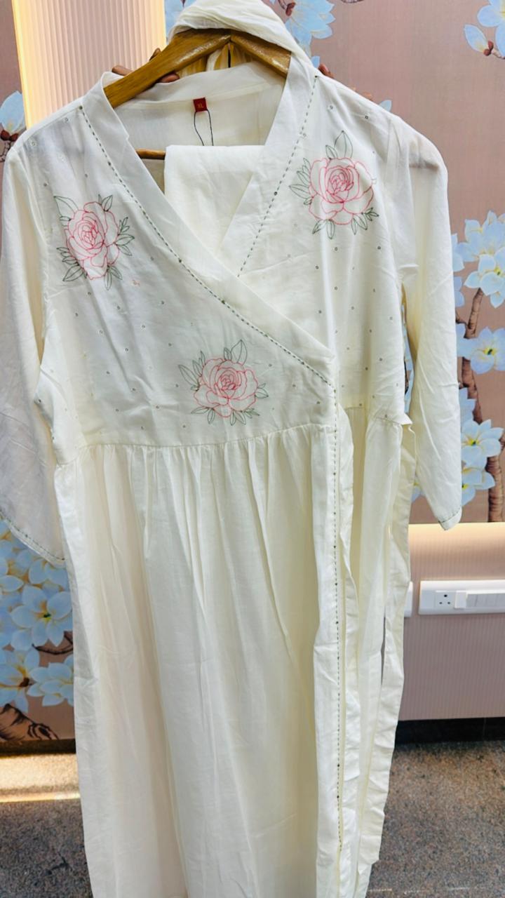 Smart cotton embroidered suit set