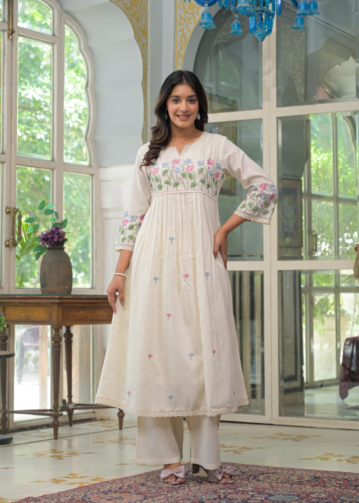 Premium silly cotton embroidered kurta pant with lining