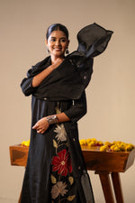 Embroidered full suit set in black