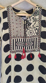 Pretty pretty crepe co ord in polka and ajrakh