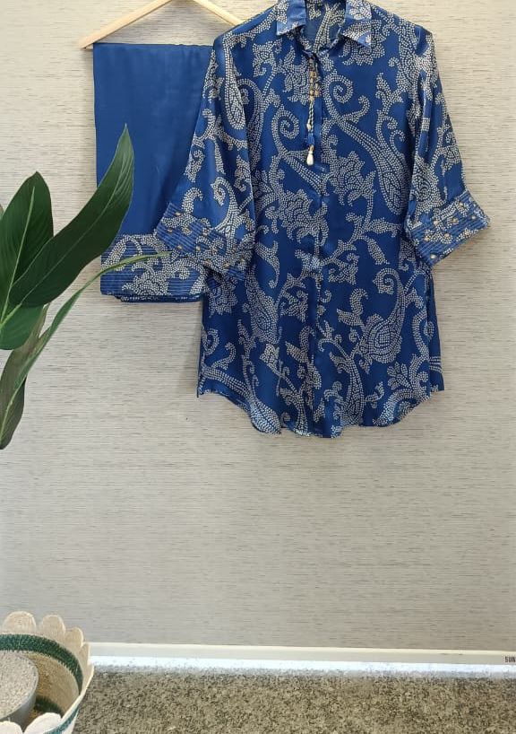 Gorgeous blue bandhani gaji silk kurta pant