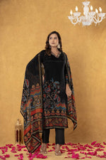 Pure crepe digital printed suit set in black