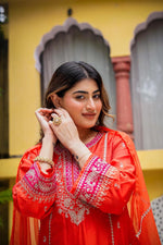 Super pretty Zari detailing Santoori silk suit set in orange