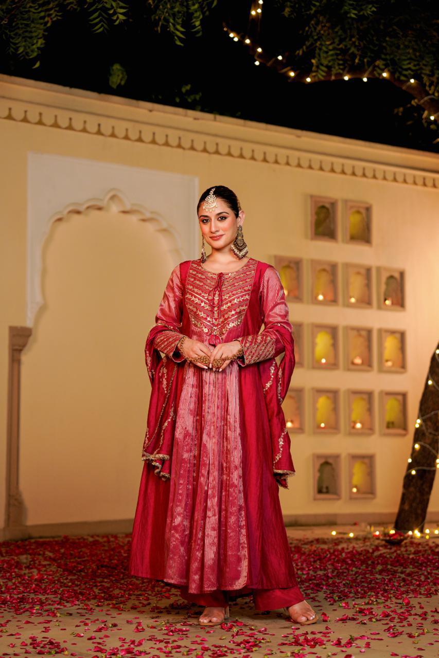 Royal ! Gorgeous mulchanderi suit set party wear pink