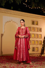 Royal ! Gorgeous mulchanderi suit set party wear pink