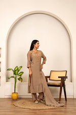 Pretty mul chanderi suit set