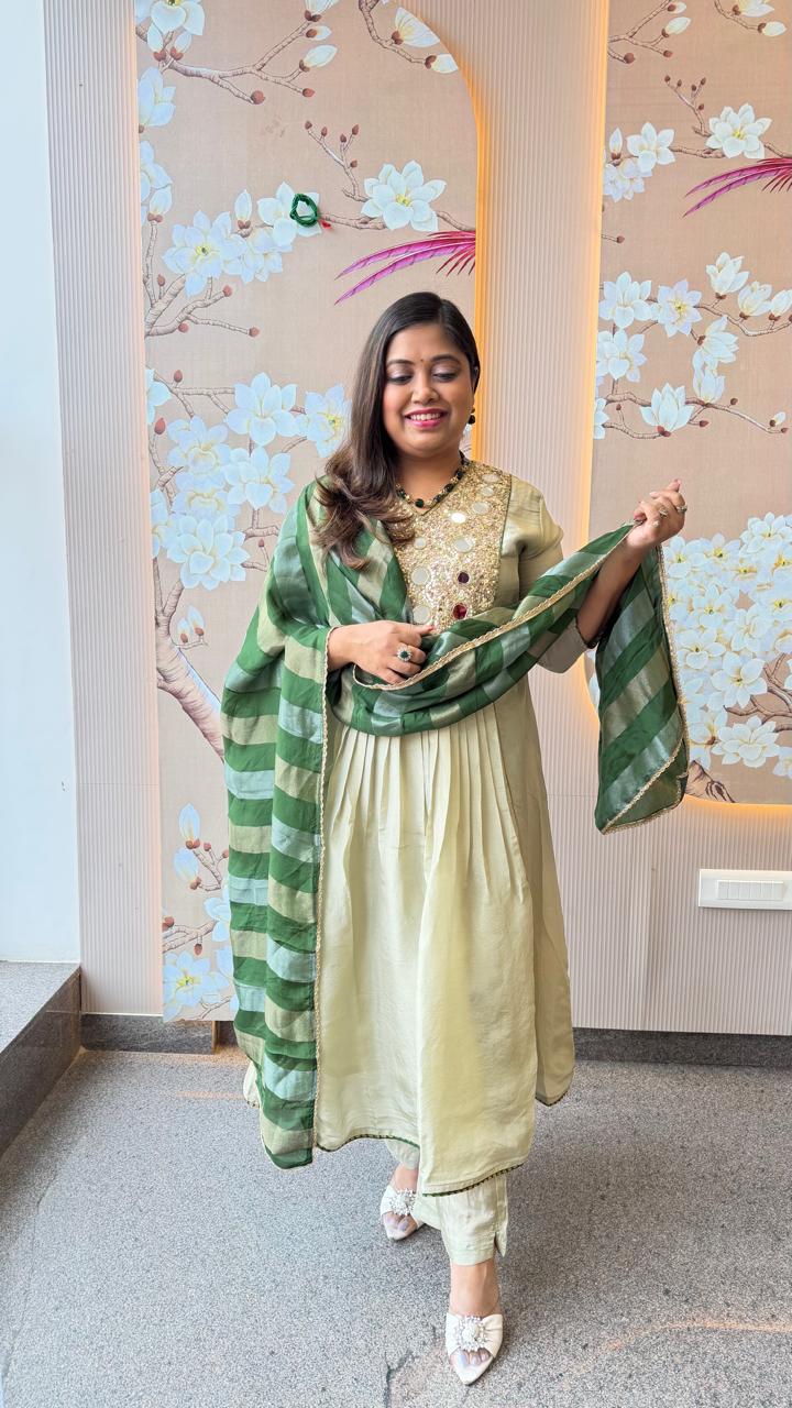 Premium tissue real mirror work suit set in green