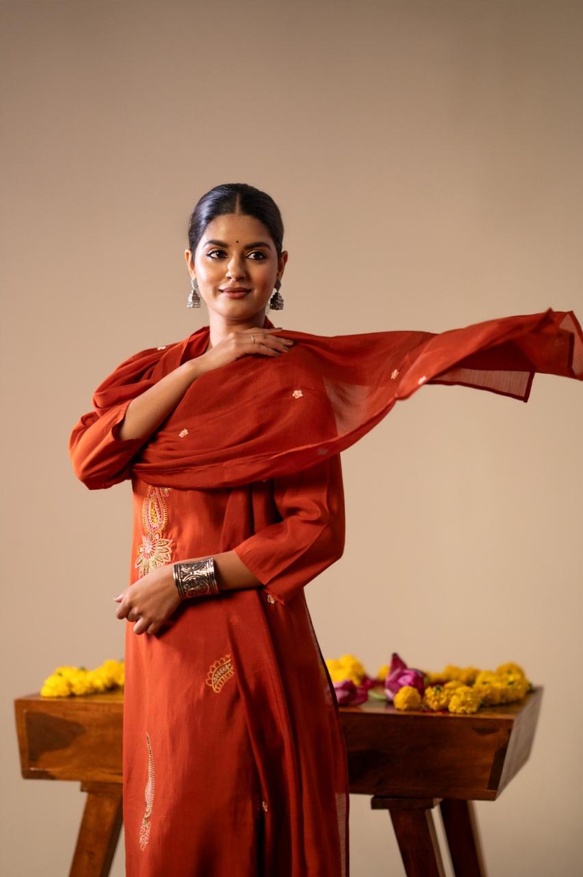 Bemberg muslin multi thread embroidered full suit set