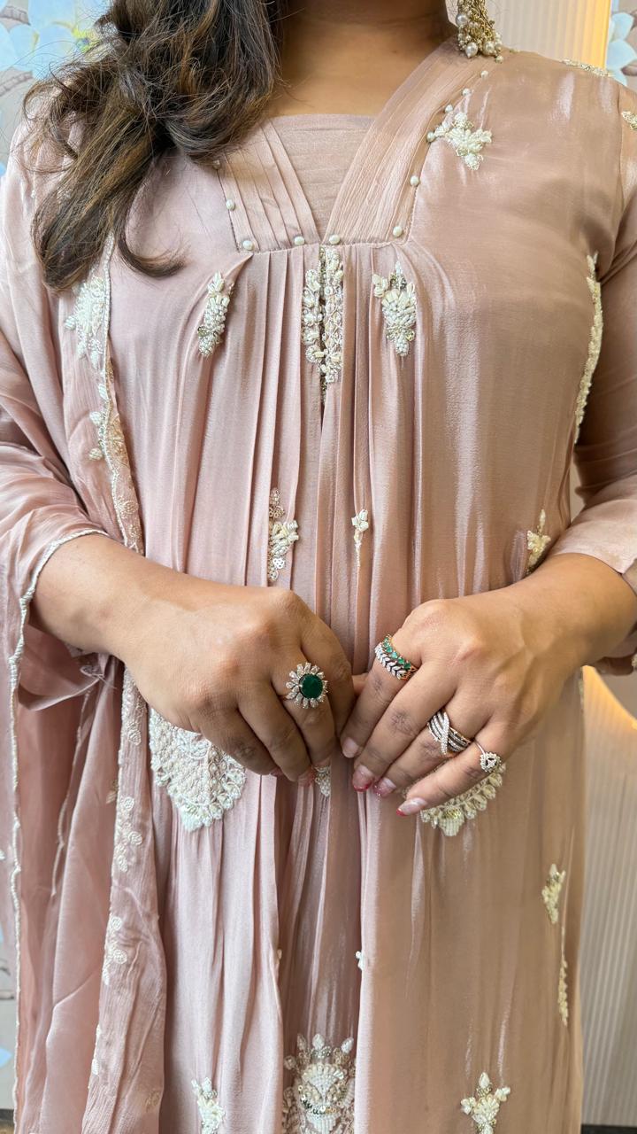 Restocked !! Gorgeous embroidery crepe silk suit set !! Dispatch in 30 Days