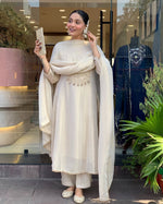 Super smart n premium tissue suit set with designer back in ivory