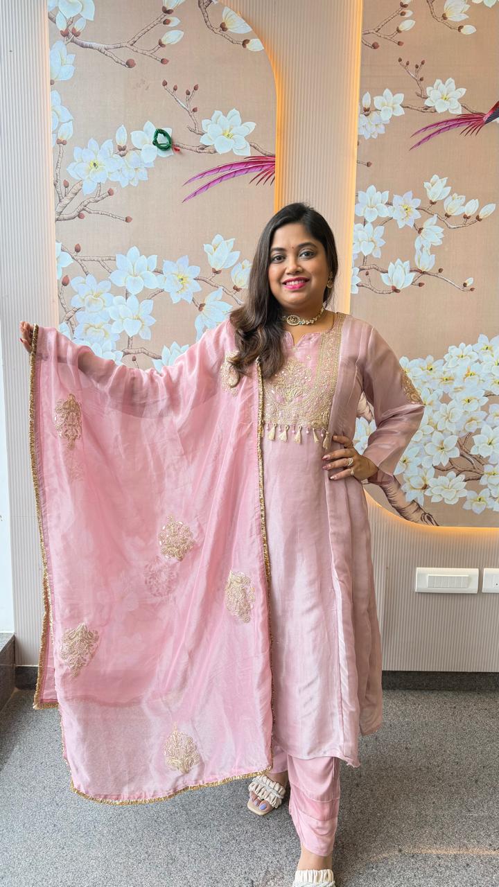 Premium tissue pink full suit set with designer back
