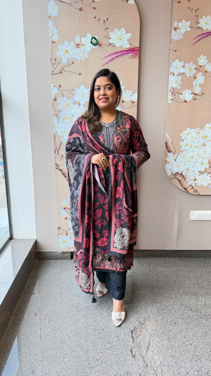 Kashmiri printed pure Mul silk lining suit set in black