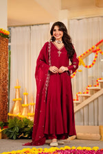 Beautiful Santoori silk embroidered suit set in red
