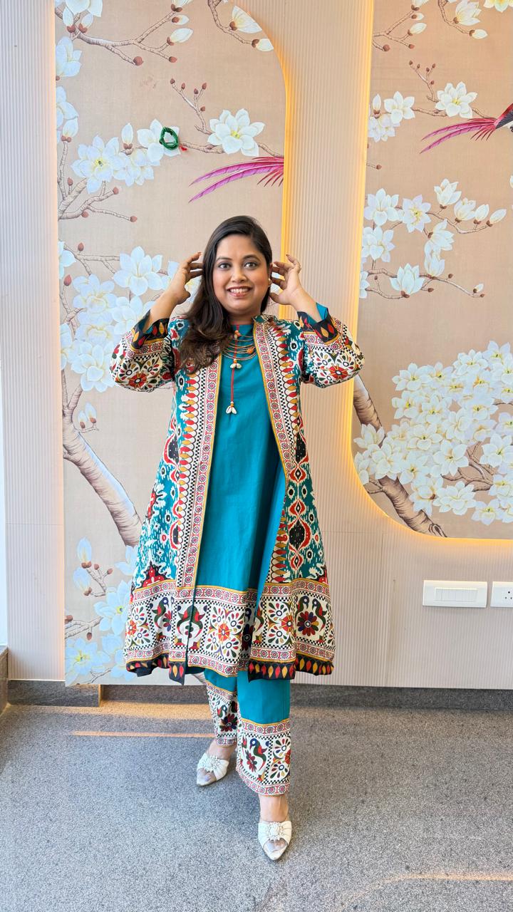 Premium Patola jacket paired with sleeveless kurta and pant