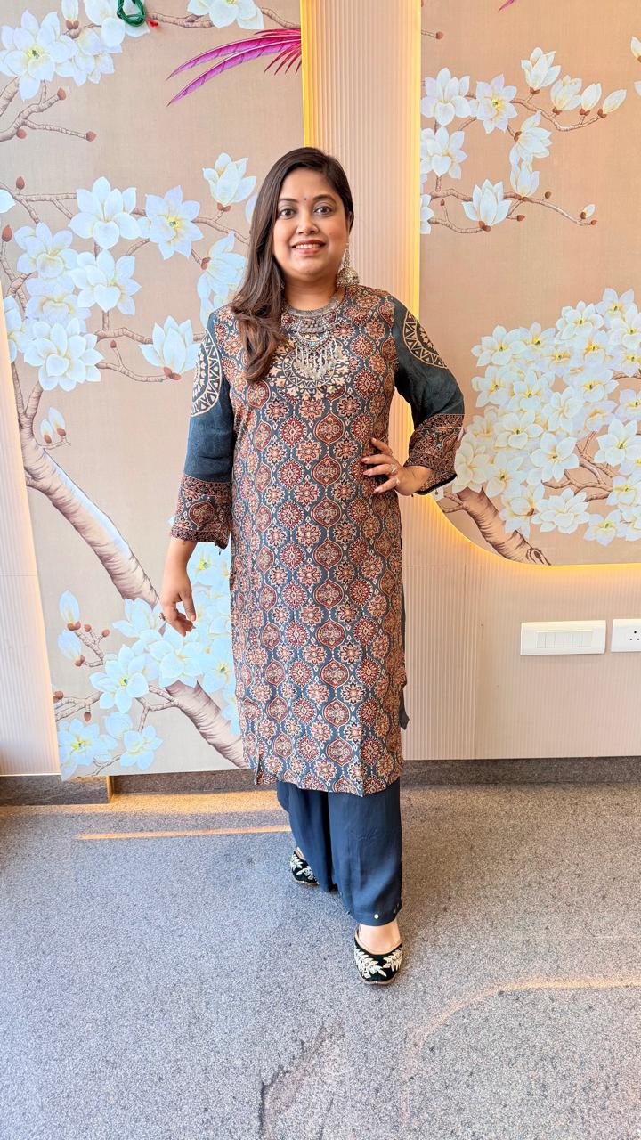 Premium ajrakh pure crepe designer front n back kurta pant in blue