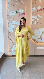 Bestseller Pretty pretty premium chinon in green colour