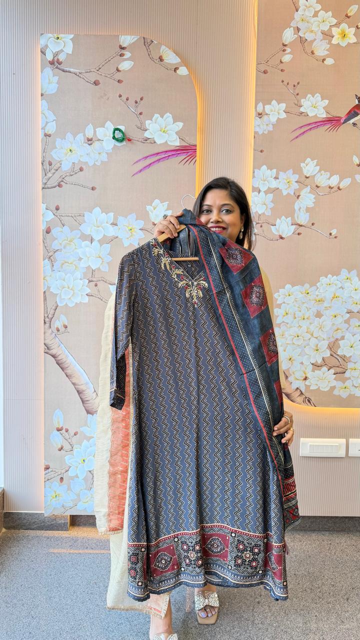 Pretty ajrak pure crepe hand work full suit set