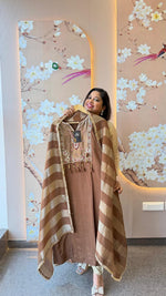 Heavy handwork shimmer tissue suit set