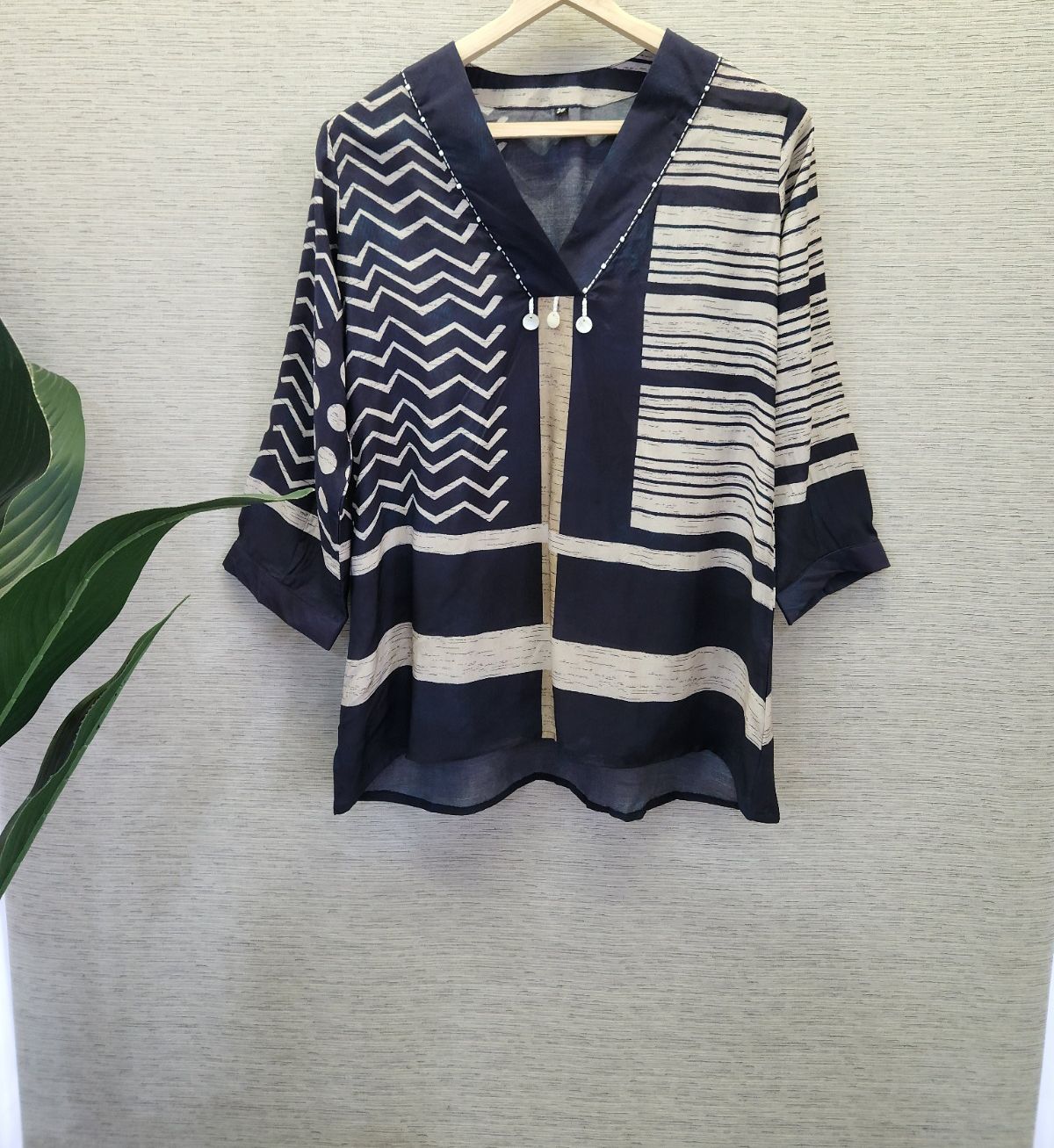 Pure Mul silk stripes top