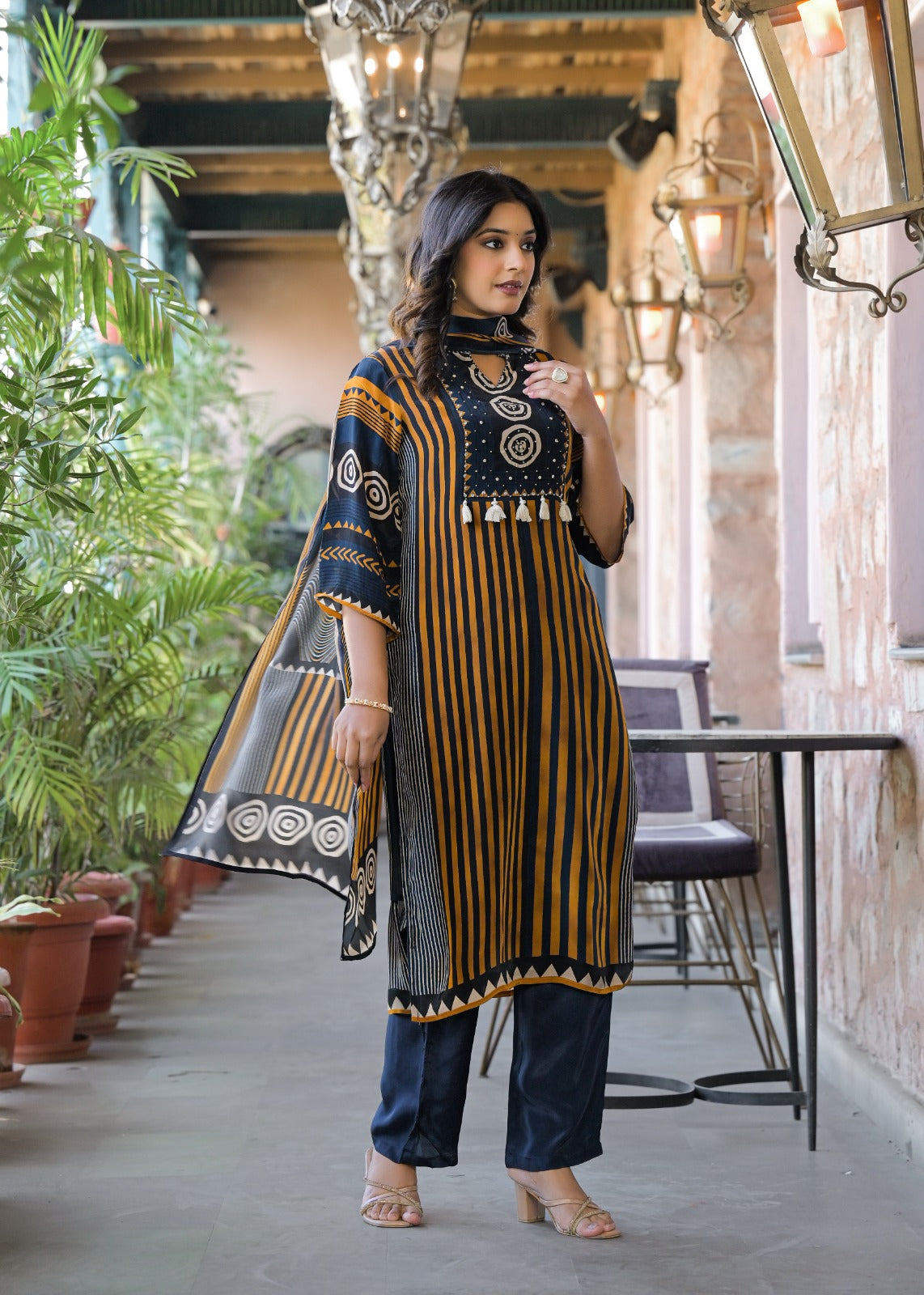 Pure butter crepe digital printed with lining full suit