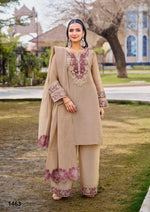 Must have crushed tissue applique suit set
