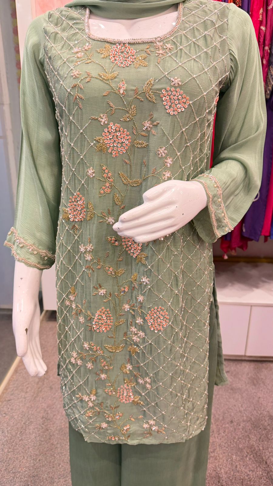 Pure chinon heavy handwork full suit set