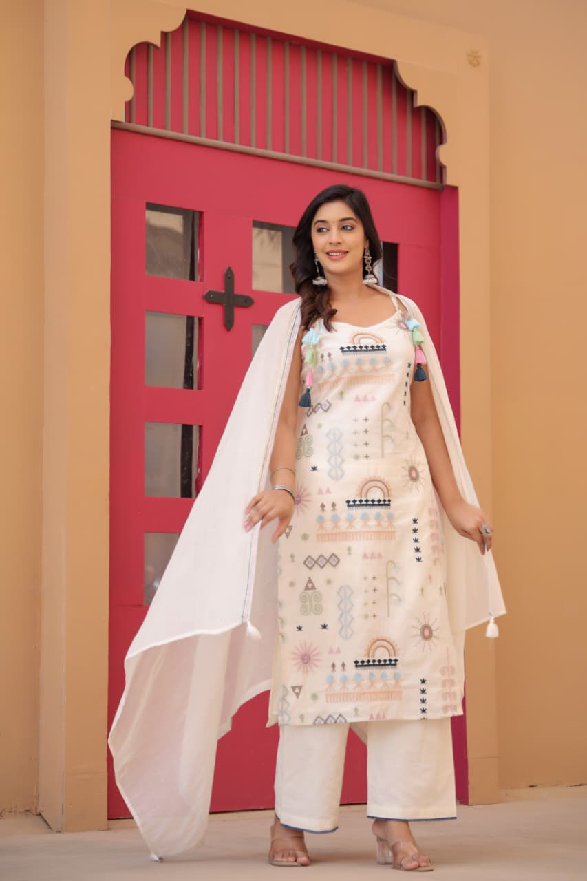 Super pretty embroidered noodle strip cotton suit set