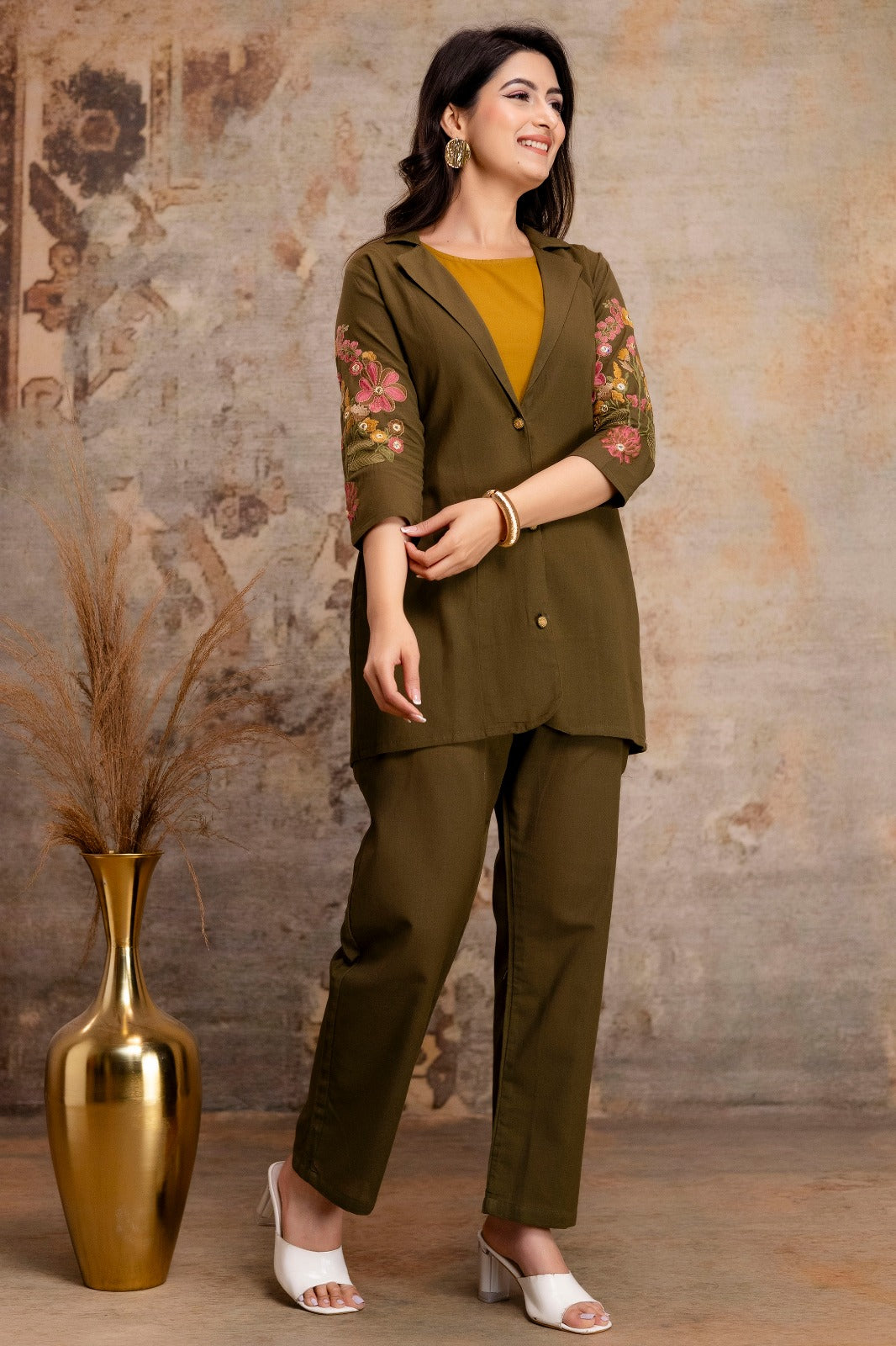 Designer sleeves n back cotton co ord set