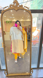 Premium soft tissue with pretty hand work paired with Rani pink tissue dupatta