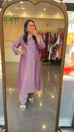Super pretty premium glass tissue hand work co ord in purple