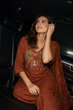 Pure cotton embroidered suit set in rust