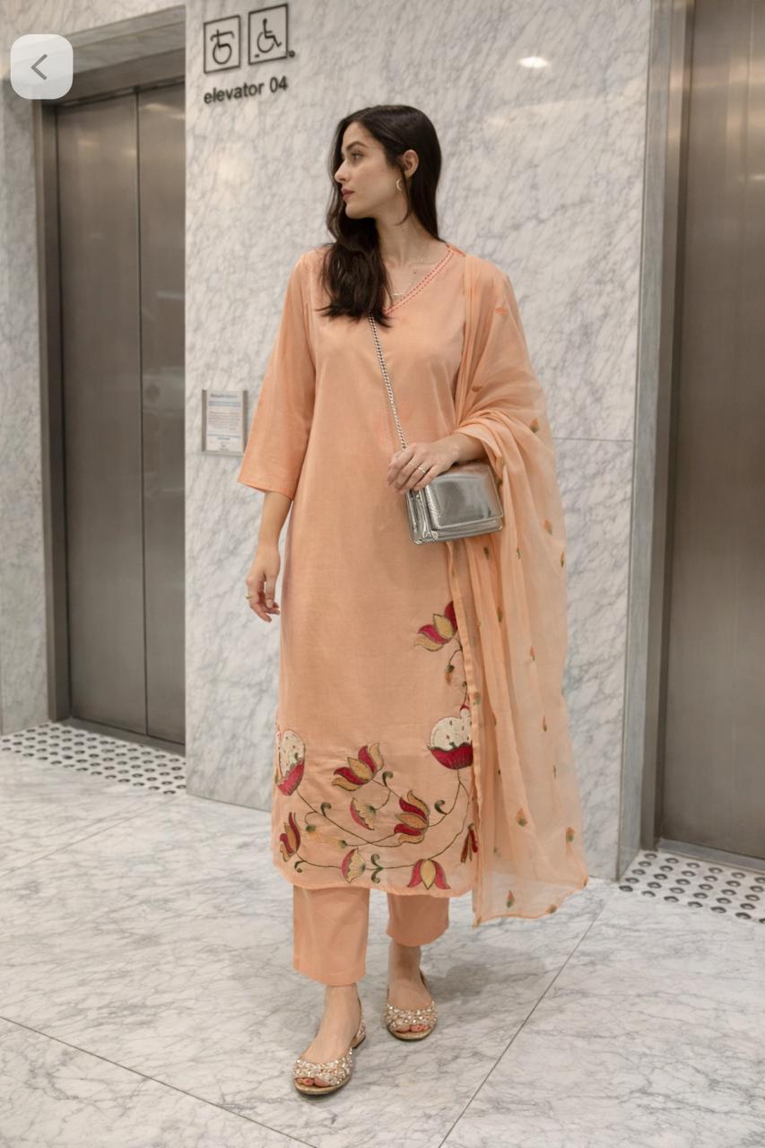 Premium Mul cotton applique suit set in peach(colour shown in the video)