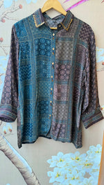 Super pretty premium crepe shirt with beautiful button detailing