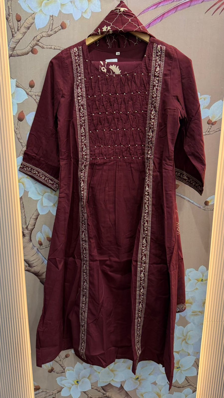 Pretty cotton suit