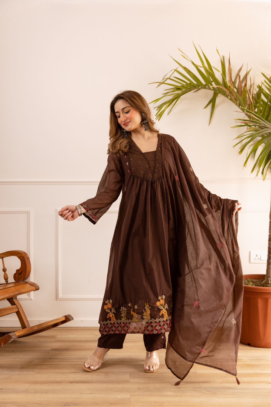 Super super pretty net chanderi fully embroidered suit set