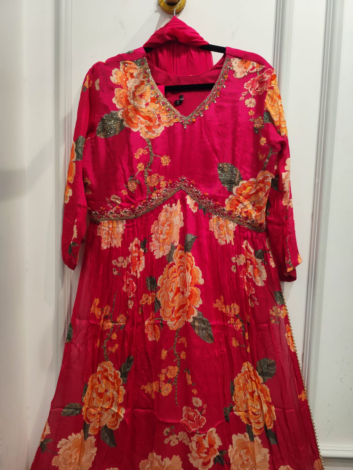 Chinon embalished full suit set in pink