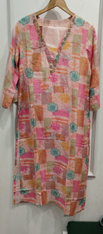 V neck Cotton kurta pant in pink