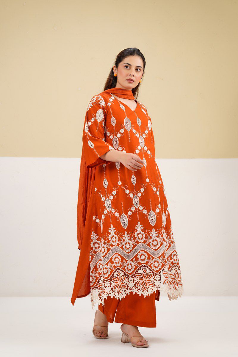 Pretty cotton embroidered suit set in orange