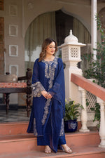 Super elegant crush cotton lining suit set in blue