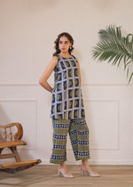 Pretty cotton sleeveless co ord in blue n green