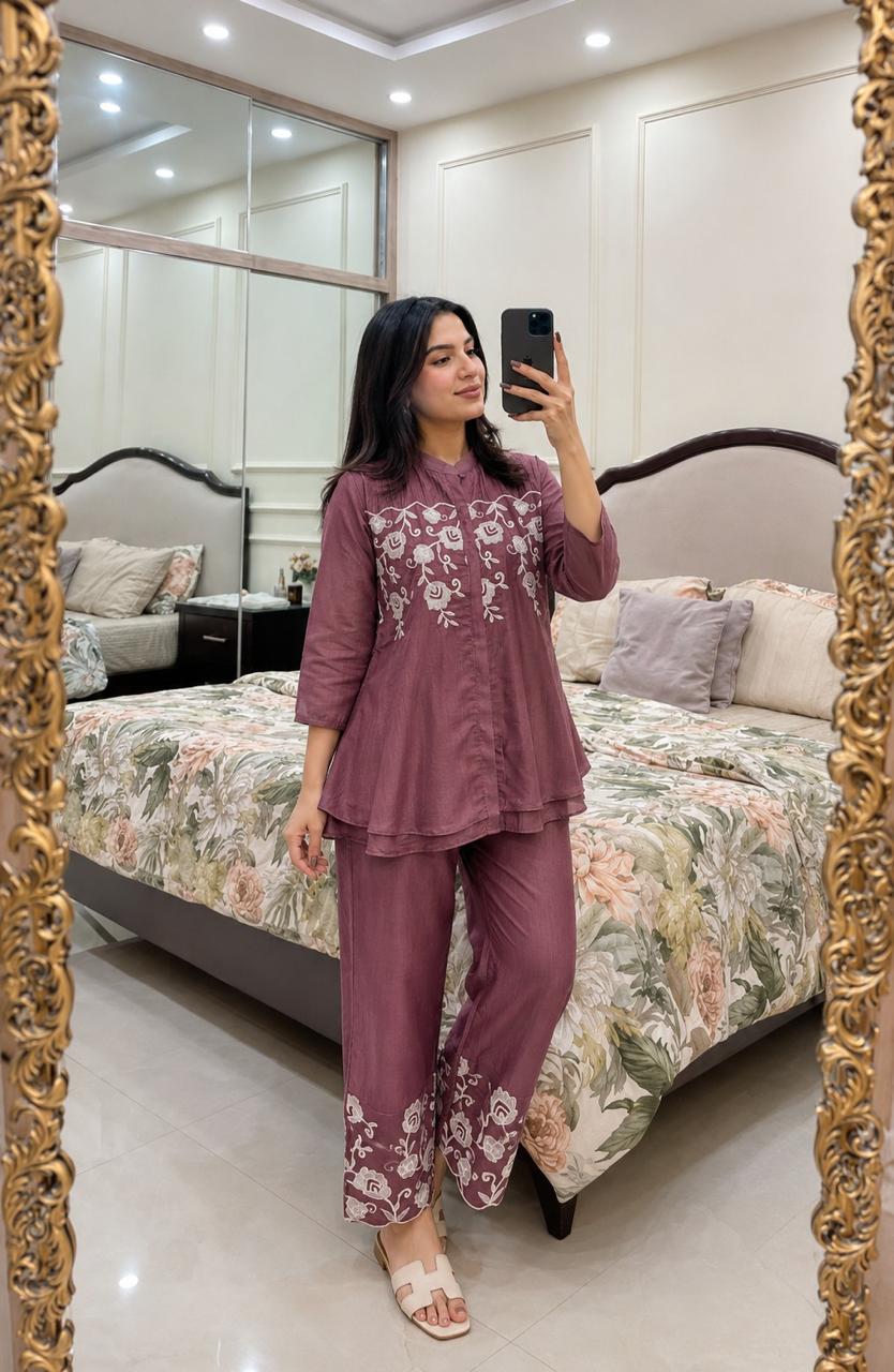 Designer embroidered Mul chanderi co ord set in onion pink